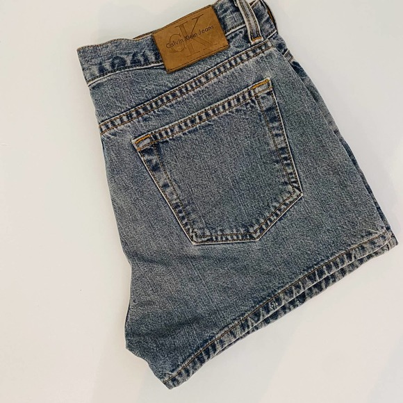 VTG Calvin Klein Low Rise Short Jean Shorts 5 - Picture 4 of 12